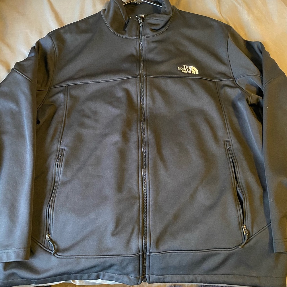 Men’s North Face Jacket